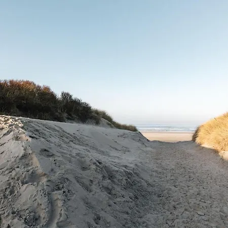 53° Апартаменты Йюст